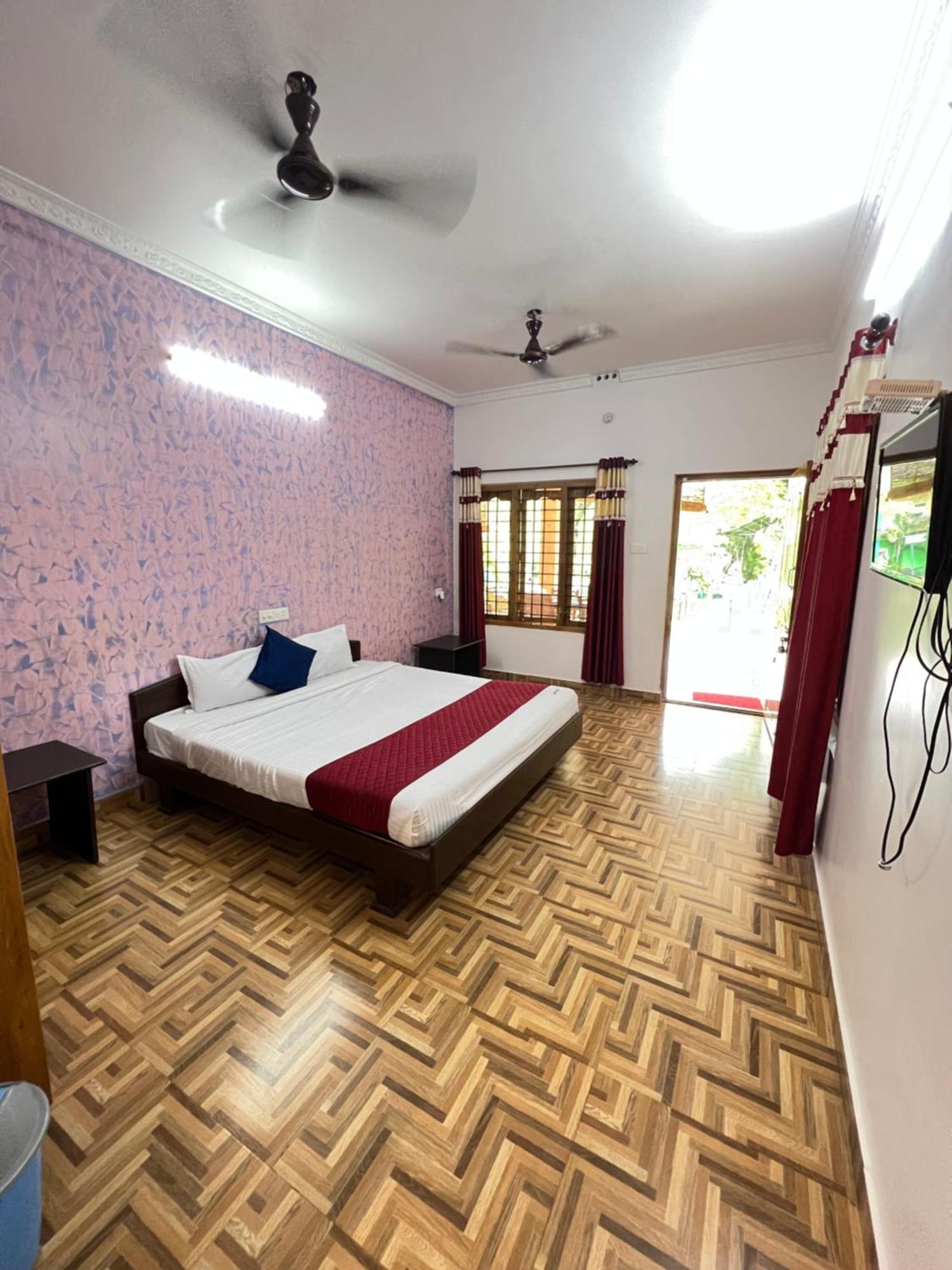 The Midway Jungle Resort Masinagudi Buitenkant foto