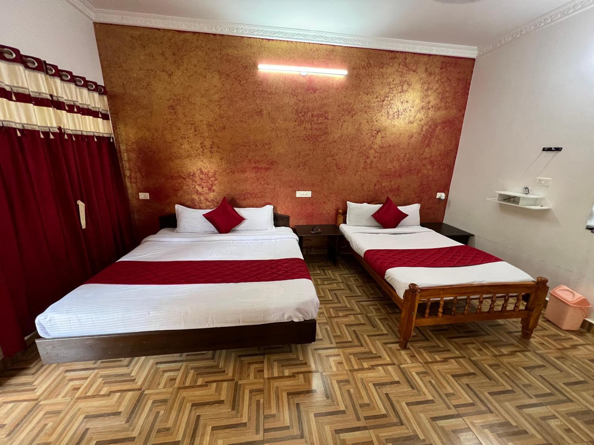 The Midway Jungle Resort Masinagudi Buitenkant foto