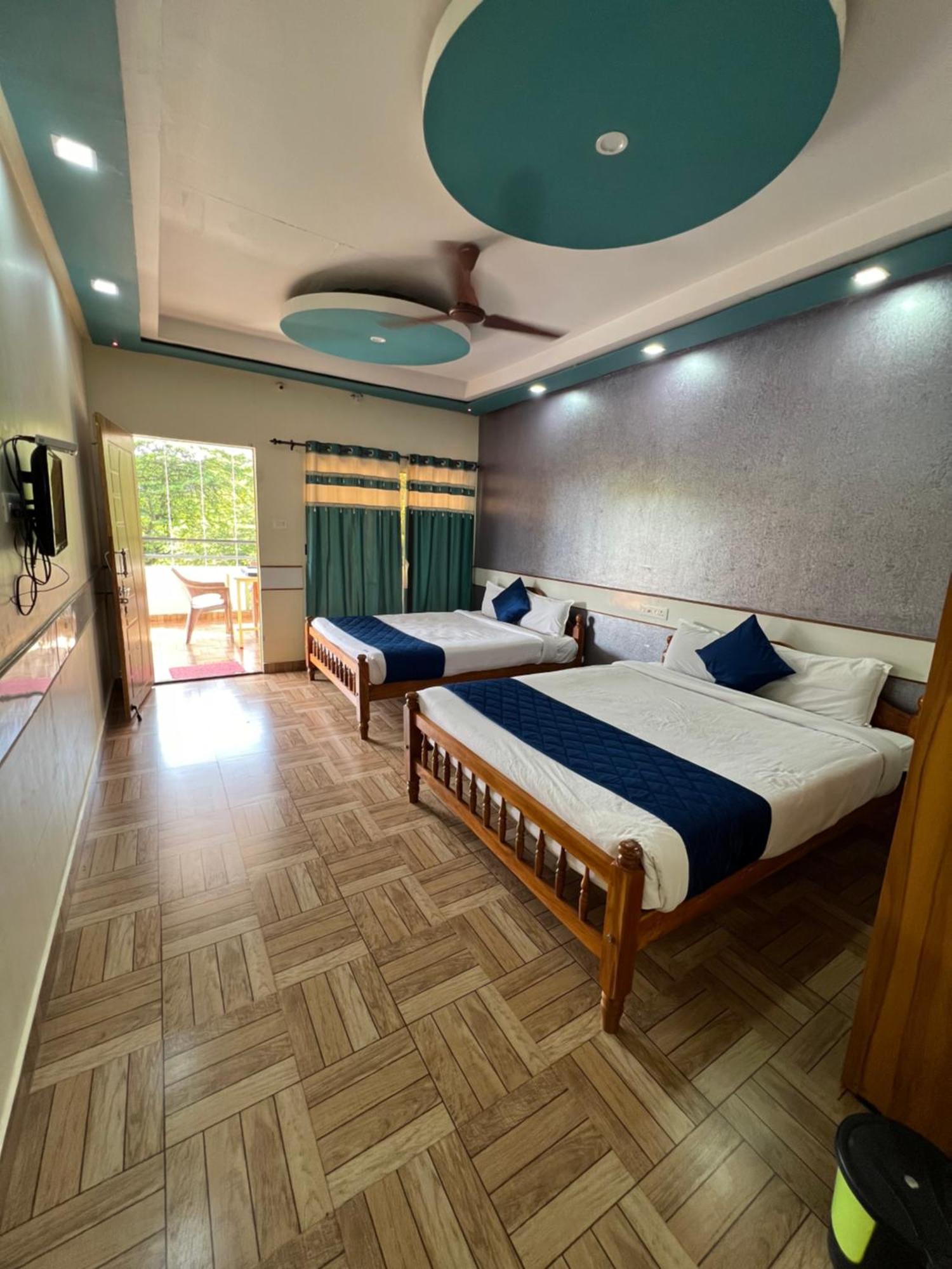 The Midway Jungle Resort Masinagudi Buitenkant foto