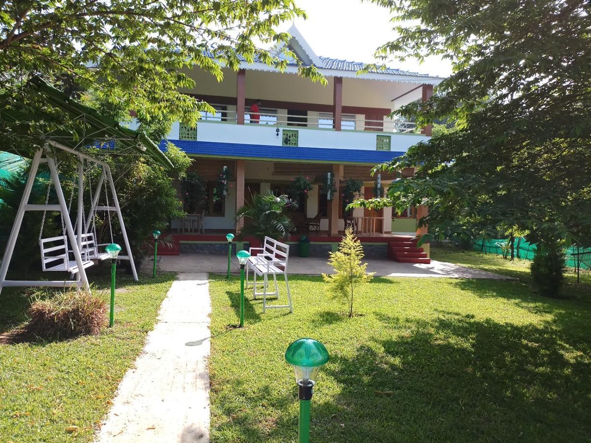 The Midway Jungle Resort Masinagudi Buitenkant foto